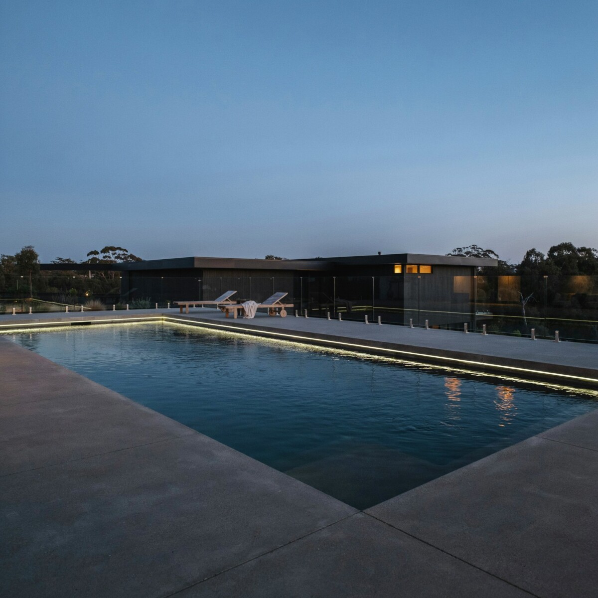 Minimalist Pool Designs That Prove Less is More